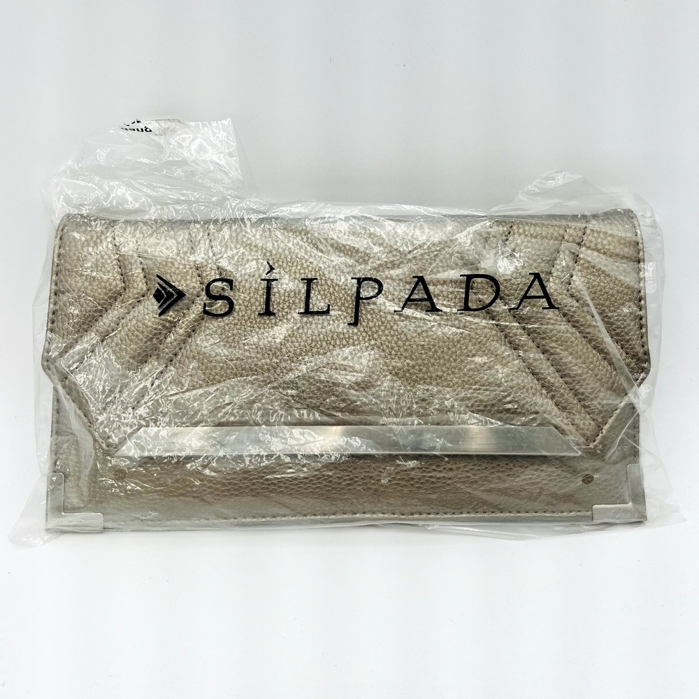 Silpada Gold Patent Leather Clutch‎ Wallet Zipper Purse w/ Gold Chain